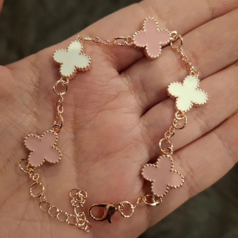 Elegant Gold Pink & White Clover Bracelet